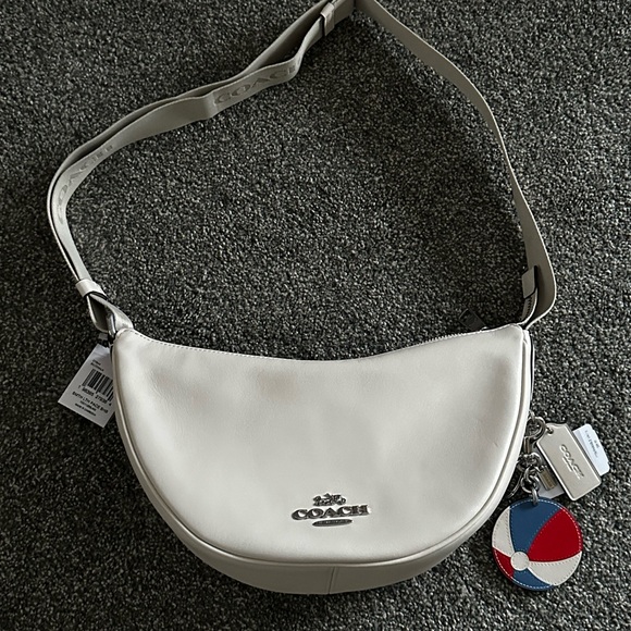 Coach convertible PACE bag W/Beachball bag charm - Picture 11 of 13